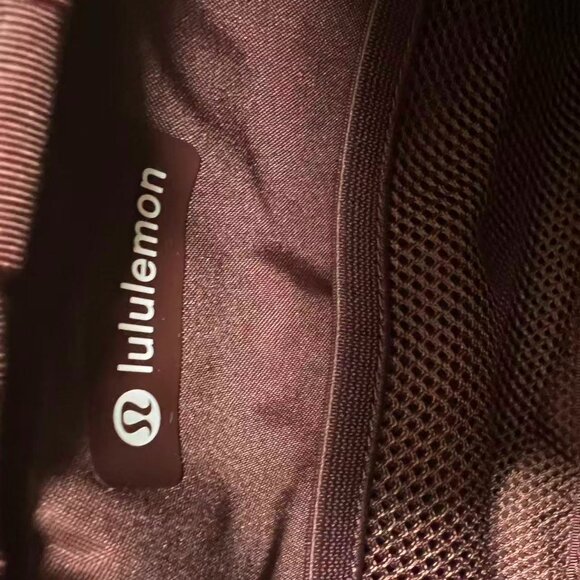 lululemon everywhere belt bag large fleece brne/gold - Picture 10 of 10